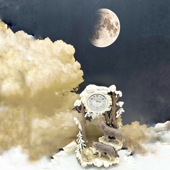 🕰️🌘🐺Cadona - Vintage Collectible Wolf Mantel Quartz Clock. - Picture 16 of 16